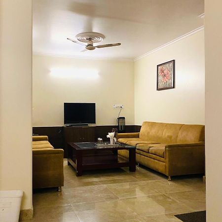 Hotel Mayur Deluxe Meerut Exterior photo