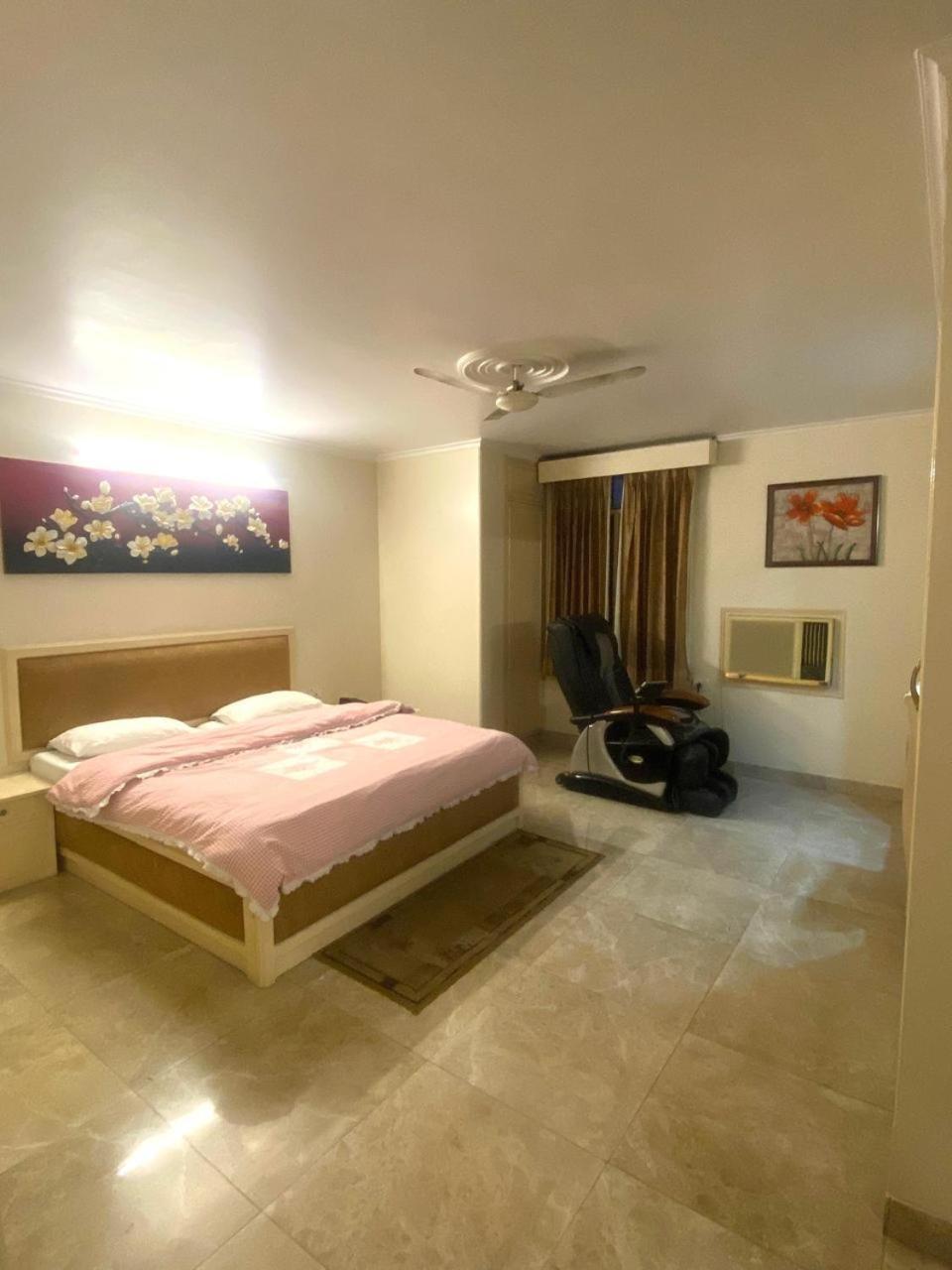 Hotel Mayur Deluxe Meerut Exterior photo