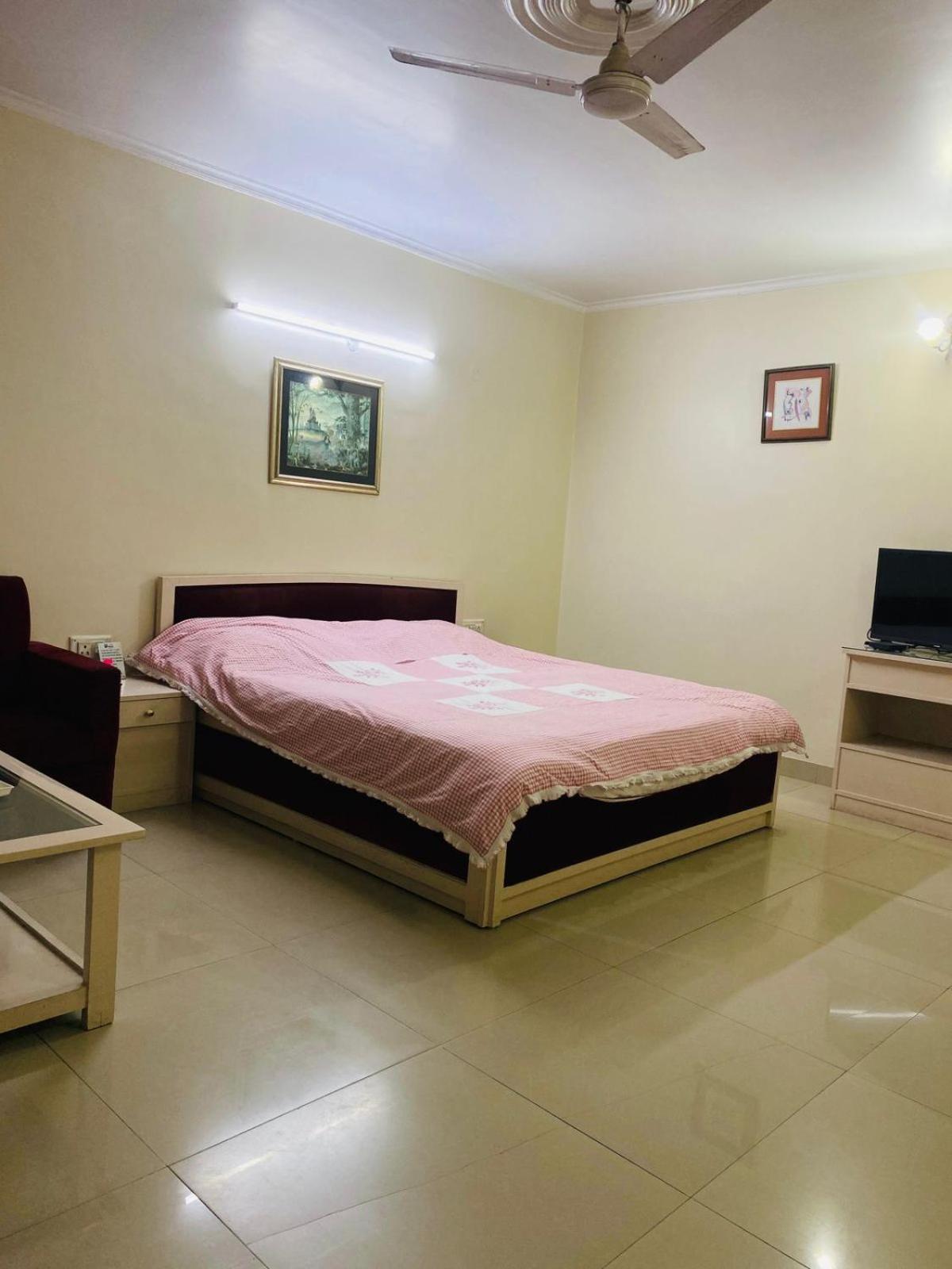 Hotel Mayur Deluxe Meerut Exterior photo